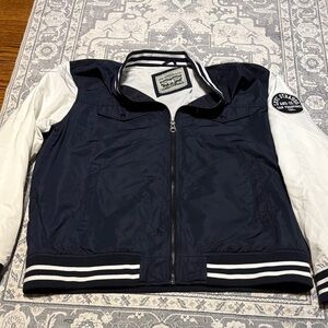 Levi's Navy and White mens Puffer Jacket. Appears to be XL-XXL